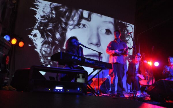 Audiovizualinis Alinos Orlovos šou „Lofte“ (foto, video)