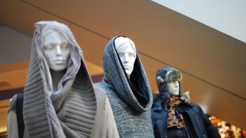 Manekenai festivalio „Mados infekcija“ laukia prekybos centro baseine