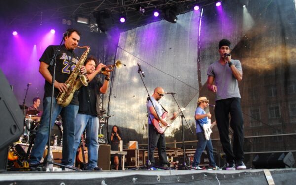 Amerikiečiai „Ozomatli“ sudrebino Vilnių (Foto)