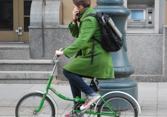 Dviratis – neatskiriama stiliaus dalis (Foto)