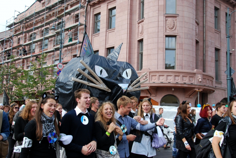 Studentai mokslo metus pradėjo griausminga eisena (Foto)