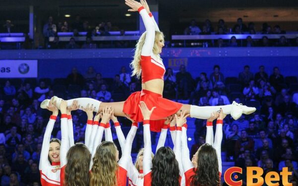 Lygos klubų šokėjos dėl geriausiųjų vardo rungsis televizijos projekte (foto)