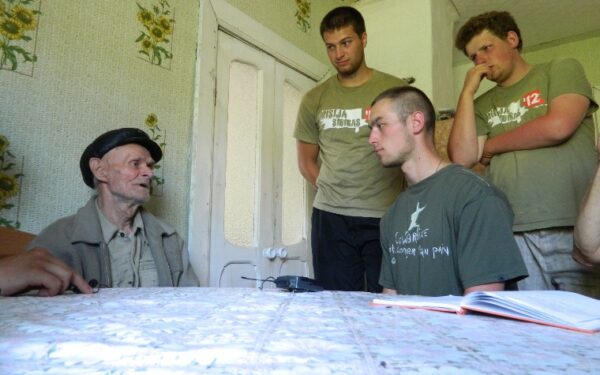 Į Vilnių sugrįžo „Misija Sibiras‘12“ ekspedicijos dalyviai (Foto)