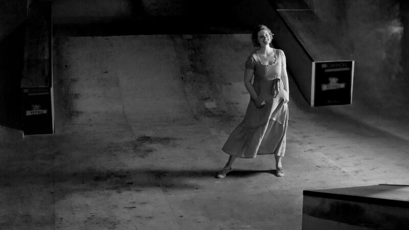 Grupių „mmpsuf“ ir „Kurak“ vokalistė Eglė Sirvydytė pristato premjerą – šiuolaikinės muzikos kompoziciją „Oša“