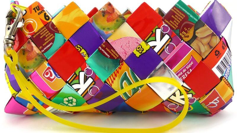 Ką galima pagaminti iš skardinių „auselių” ir sulčių pakelių? (Foto)