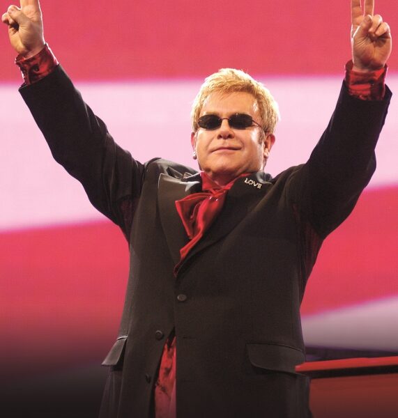 Į Lietuvą atvyksta seras Elton‘as John‘as