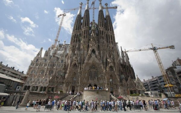 La Sagrada Familia – tobulas architektūros kūrinys (foto)