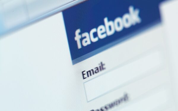 „Facebook“ pakeitė jūsų profilyje rodomą el. pašto adresą – ką daryti?