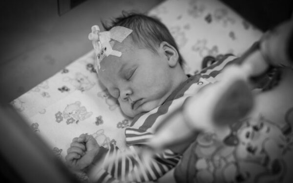 Iš mirties gniaužtų ištrūkusiai mažajai Faustai padės „Išsipildymo akcija“