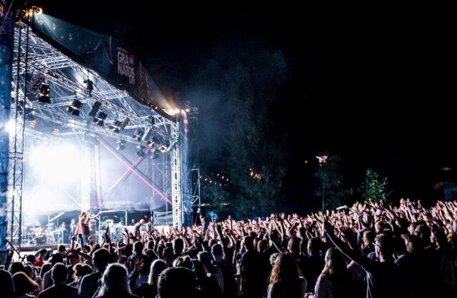 Festivalių maratonui įsibėgėjus: ko nevalia pamiršti namuose?