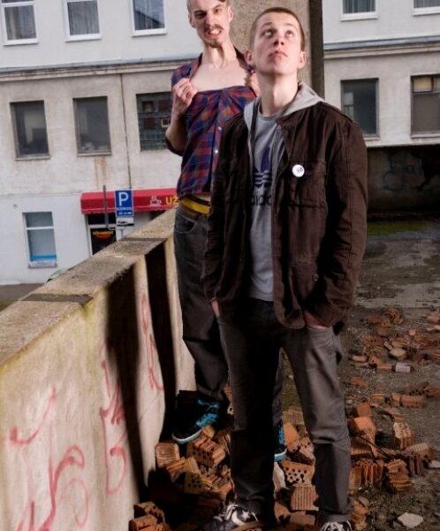 „Freaks On Floor“  debiutinio albumo džiaugsmais dalinsis koncertų ture