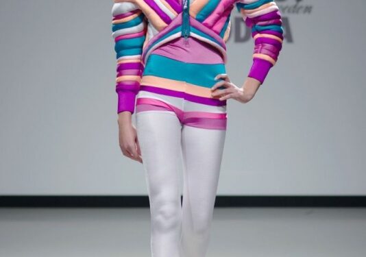 Dovana „Injekcija“  žiūrovams – gyvas  „Empti“  pasirodymas