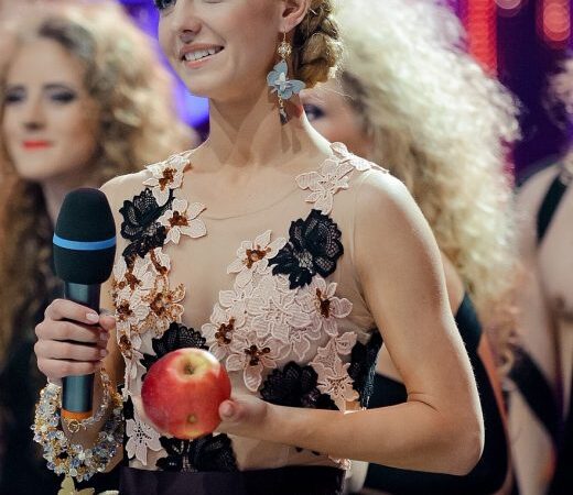 Indrė Kavaliauskaitė: esu šokusi su visais – nuo Kučinsko iki Selo (video)