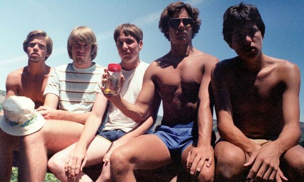 Visagalis laikas: penkių draugų išvaizdos pokyčiai per 30 metų