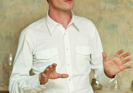 Dr. Gediminas Degėsis apie metų pabaigos šventes čia ir juodajame žemyne (interviu)