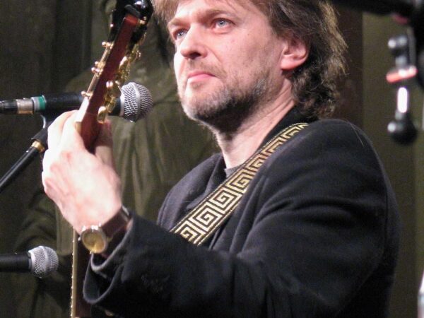 Nacionalinės premijos laureatų poezija Gedimino Storpirščio dainose