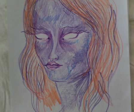 Mergina nupiešė 11 autoportretų apsvaigusi nuo LSD (foto)