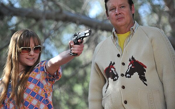 Kino pusryčiuose – kruvina komedija „Dieve, palaimink Ameriką“