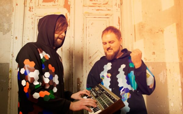 Karklės festivalyje – spalvinga klubinių erdvių rikiuotė