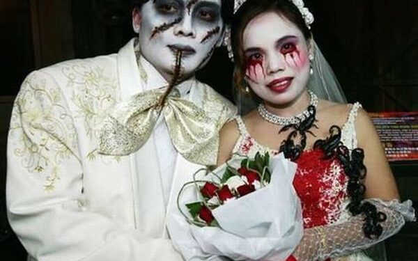 Mano juodos, šiurpios, gotiškos vestuvės (foto)