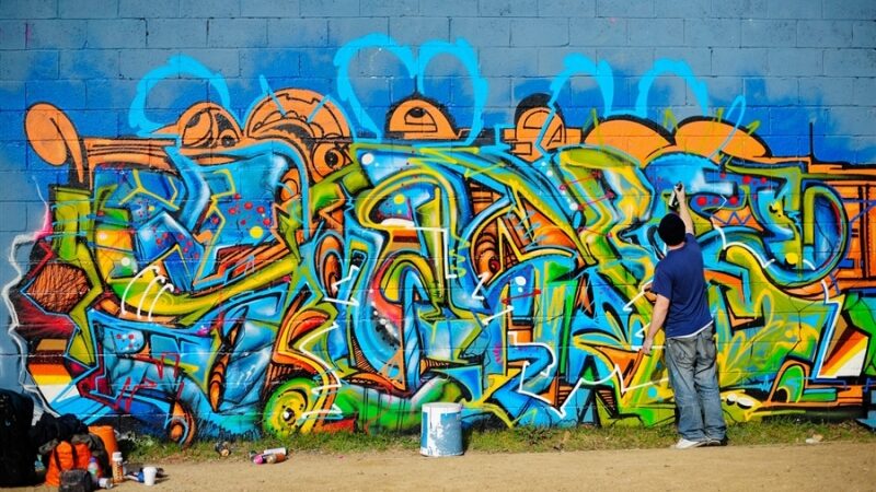 Kauno „Fluxus ministerija“ imasi iniciatyvos sprendžiant nelegalių „graffiti“ problemą