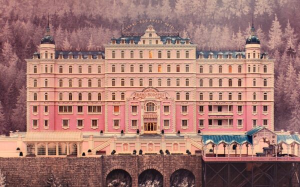 Kino pusryčiuose – Weso Andersono lėlių namelis