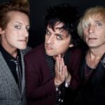Muzikiniai pusryčiai: „Green Day“ ragina nužudyti DJ'ėjų