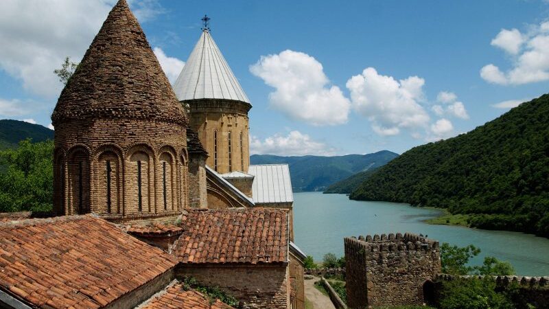 Kerintis ruduo Gruzijoje: 10 lankytinų objektų