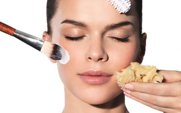 Kaip puoselėti grožį vasarą? Pataria grožio ekspertė