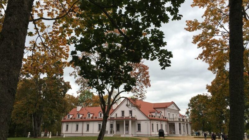 Siekiate gyventi ir dirbti harmonijoje su gamta? Atvykite į vietinę Italiją – Ilzenbergo dvarą