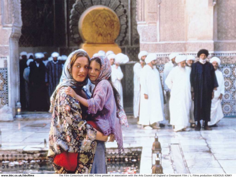 Kino pusryčiai. Kate Winslet ir Maroko vaizdai (Video)