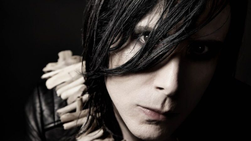 „Placebo“ ir „Depeche Mode“ gerbėjai turėtų nepraleisti IAMX Vilniuje