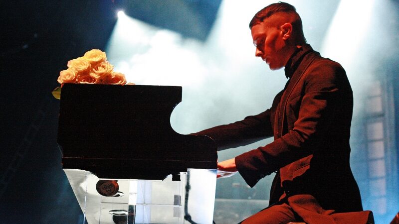 „Hurts“ Kaune: estetiškai (Foto)
