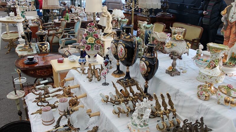 Investuotojų žvilgsniai krypsta į sendaikčius ir antikvariatą