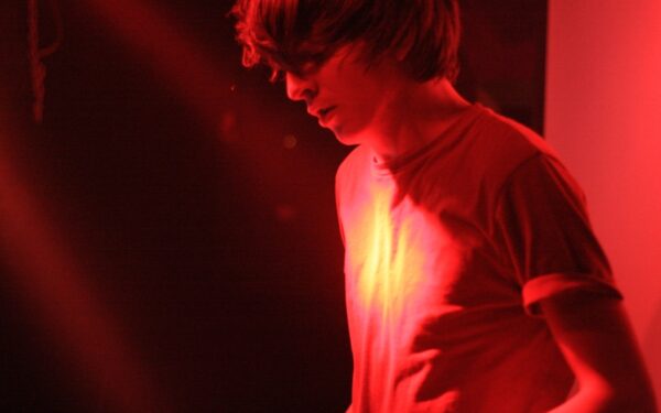 Elektroninės muzikos kūrėjas E. Kaušylas-Brokenchord: „Mama turbūt norėjo, kad būčiau daktaras“ (interviu)