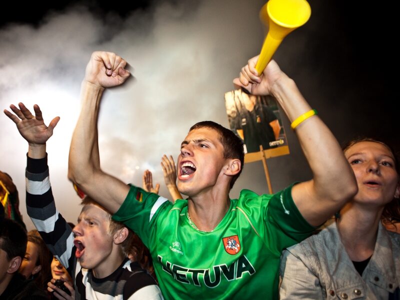 Kaip lietuviai pasitiko krepšinio vyrus (Foto)