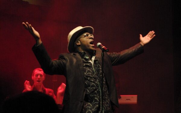 „De-Phazz“ parodė, kaip reikia bendrauti su publika (foto, video)