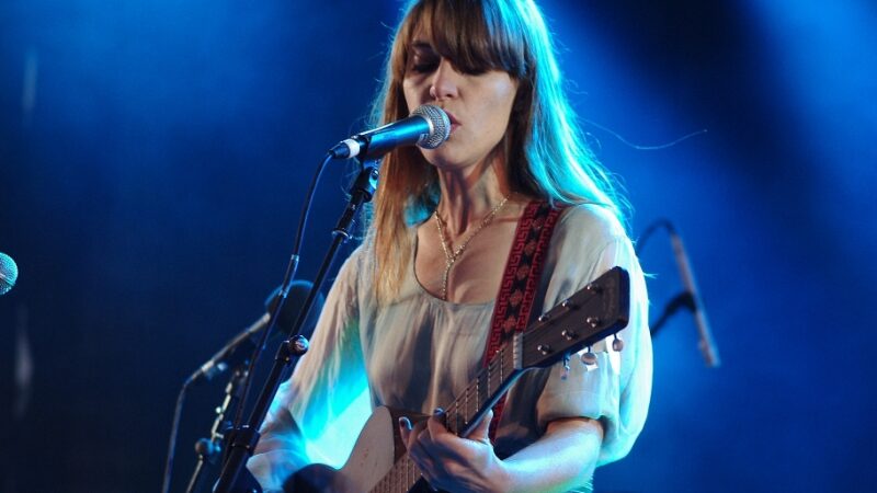 Feist debiutas Baltijos šalyse: be „1234“, bet su Estijos prezidentu (foto, video)