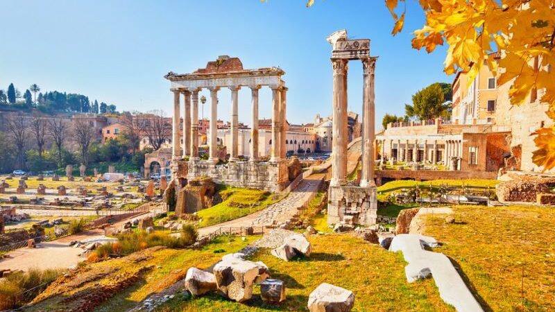 Rudens atostogos Europoje. Kodėl ramybės ieškotojai ir gurmanai į keliones turėtų vykti rudenį?