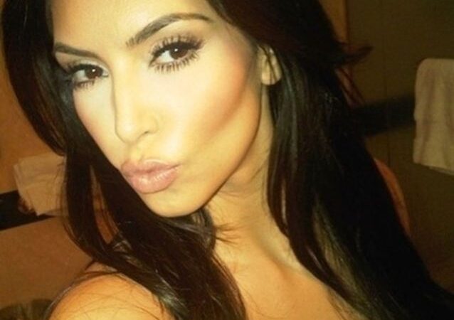 Naujos mados: „duck face’ą“ keičia „sparrow face’as“! (foto)