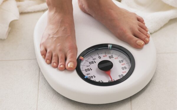 Dietologų patarimai dietos besilaikantiems smaližiams