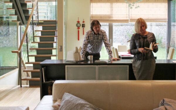 Pasirodė pirmasis filmo „Miegančių drugelių tvirtovė“ plakatas