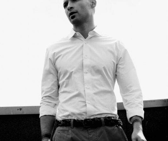 Jurgio Didžiulio naujas projektas „A=A“ dalinasi įrašu (parsisiųsk nemokamai)