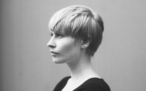Festivalio TARP viešnia Jenny Hval: „Mano kūryba – šiek tiek autsaiderių, atsiskyrėlių muzika“