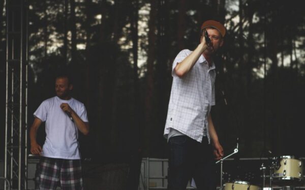 Lenkiškai kuriantis reperis Filmik: „Gyvenant Vilniuje kurti lenkišką hip-hopą – iššūkis!“ (video)