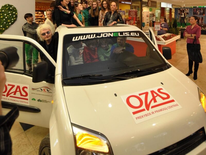 Ekologiškų produktų mugėje - ir lietuviškas elektromobilis „Jonelis"