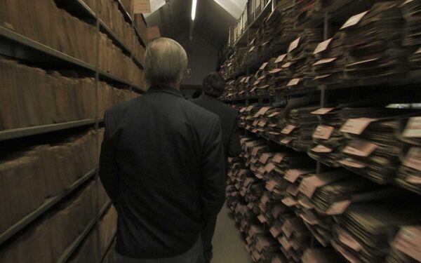 Naujame filme Audrius Stonys bandys įminti bevardžio kapo paslaptį