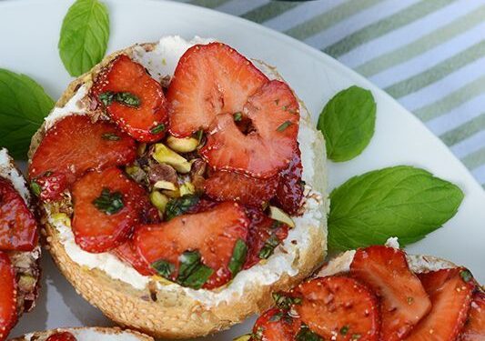 Kulinarijos tinklaraštininkų receptai Joninėms