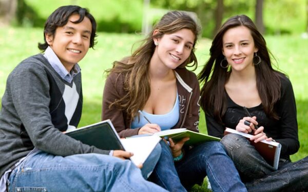 Kaip nemokamai išmokti kalbų?