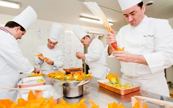 Kanų atidarymo virtuvėje – aukštasis kulinarinis pilotažas (Foto)